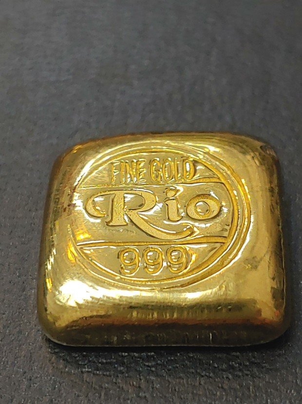 275884_0.jpg